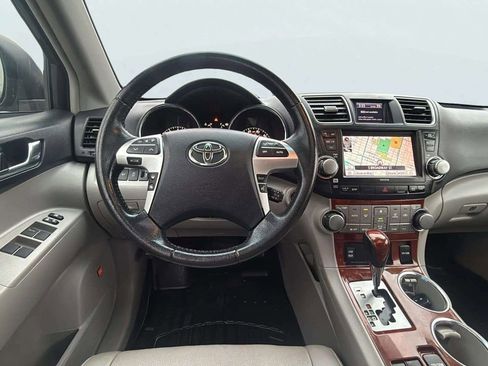 Used 2012 Toyota Highlander Limited image 11