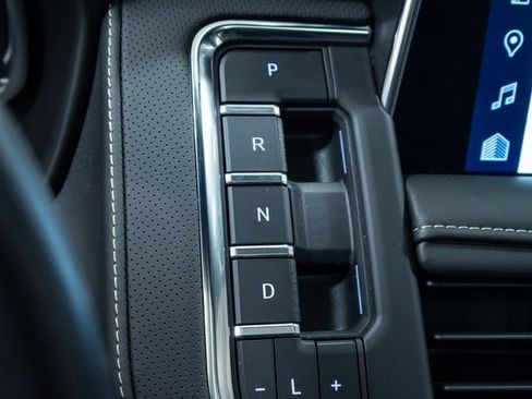 Used 2023 Chevrolet Tahoe Premier image 18