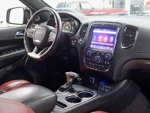 Used 2018 Dodge Durango SRT w/ SRT Interior Appearance Group image 33