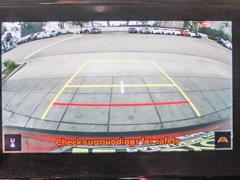 Used 2024 Toyota Corolla Cross XLE image 20