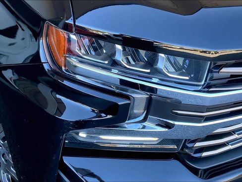 Used 2019 Chevrolet Silverado 1500 High Country w/ High Country Premium Package image 54