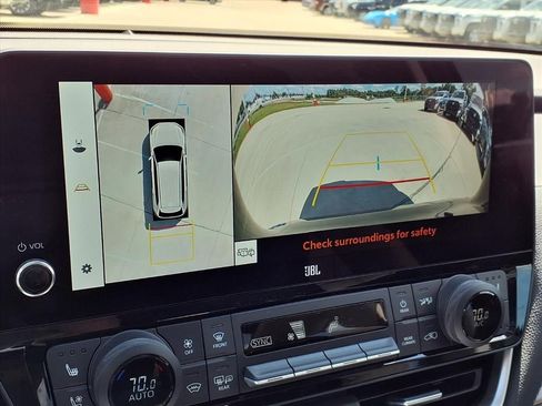 Used 2026 Toyota Grand Highlander Limited image 9