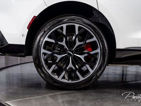 Used 2021 Aston Martin DBX AWD/4WD image 22