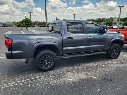 Used 2021 Toyota Tacoma SR w/ SR Convenience Package RWD image 11