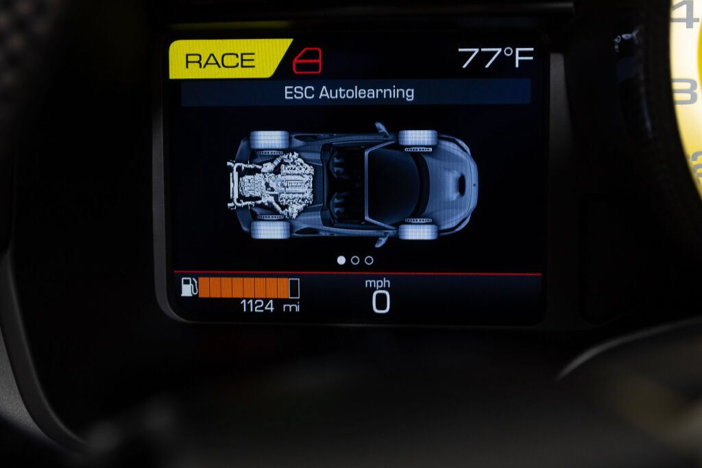 Used 2022 Ferrari F8 Tributo RWD image 39