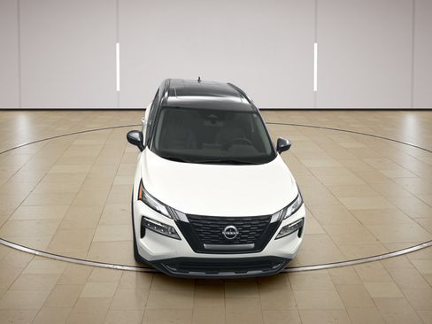 Certified 2023 Nissan Rogue SV w/ SV Premium B Package FWD image 31