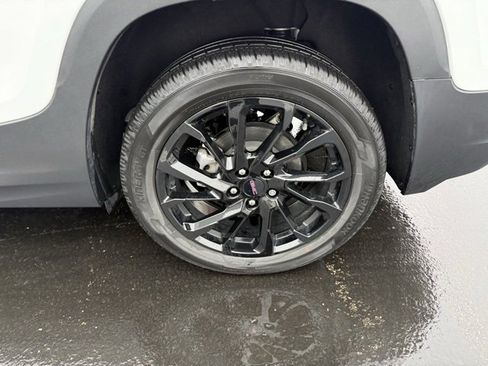 Certified 2023 GMC Terrain SLT w/ Tech Package image 5