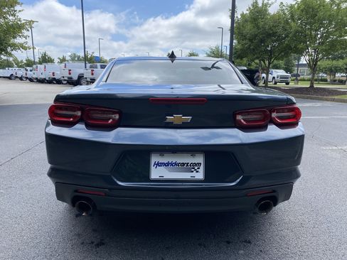 Used 2021 Chevrolet Camaro LT RWD image 8