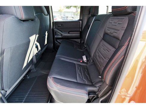 New 2026 Nissan Frontier PRO-4X w/ Pro-4x Convenience Package image 7