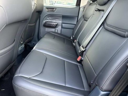 New 2026 Ford Maverick Lariat w/ Black Appearance Package image 14