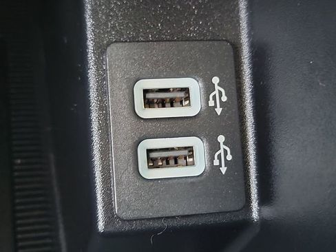 Certified 2020 Ford Edge SEL image 15