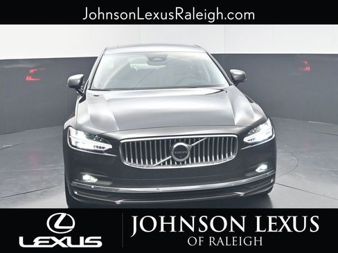Used 2024 Volvo S90 B6 Ultimate image 4