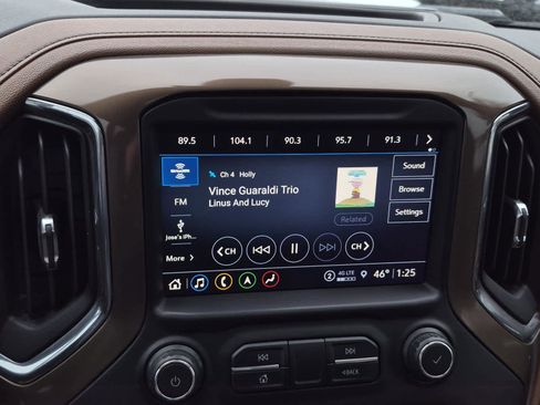 Used 2021 Chevrolet Silverado 2500 High Country w/ Z71 Off-Road Package image 29