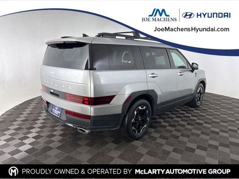 Used 2025 Hyundai Santa Fe SEL image 6