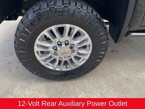 Used 2023 Chevrolet Silverado 2500 High Country w/ Z71 Off-Road Package image 25