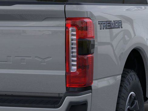 New 2026 Ford F250 Lariat w/ Tremor Off-Road Package AWD/4WD image 21