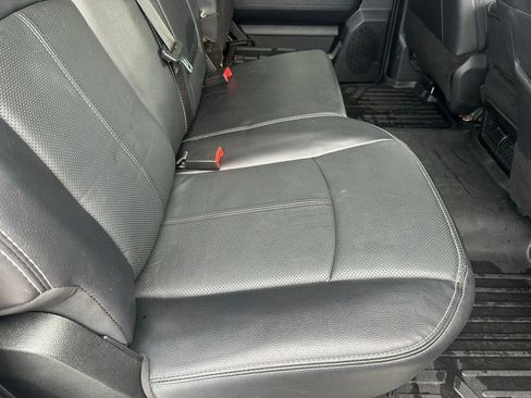 Used 2018 RAM 1500 Laramie image 18