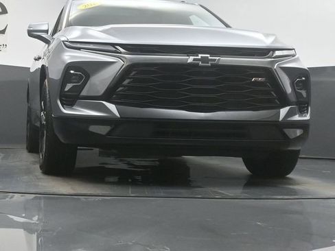 Used 2024 Chevrolet Blazer RS w/ Driver Confidence II Package image 3