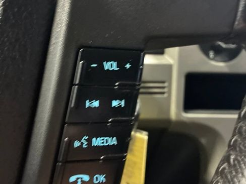 Used 2012 Ford F150 Lariat w/ Lariat Chrome Pkg AWD/4WD image 28