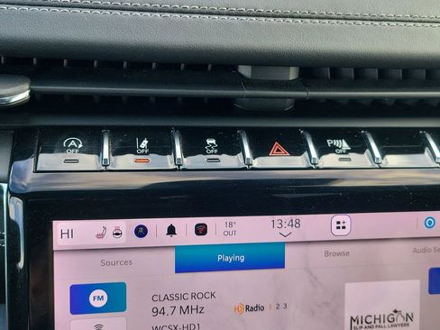 Used 2023 Jeep Grand Cherokee Overland image 20