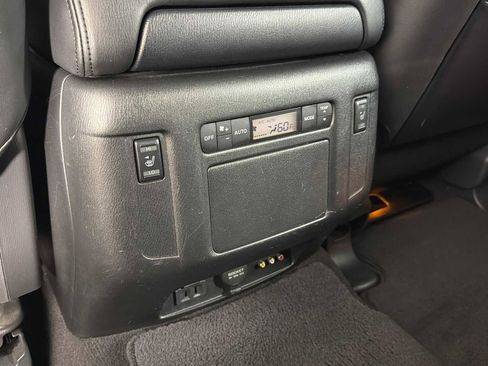 Used 2014 INFINITI QX80 2WD w/ Deluxe Touring Package image 23