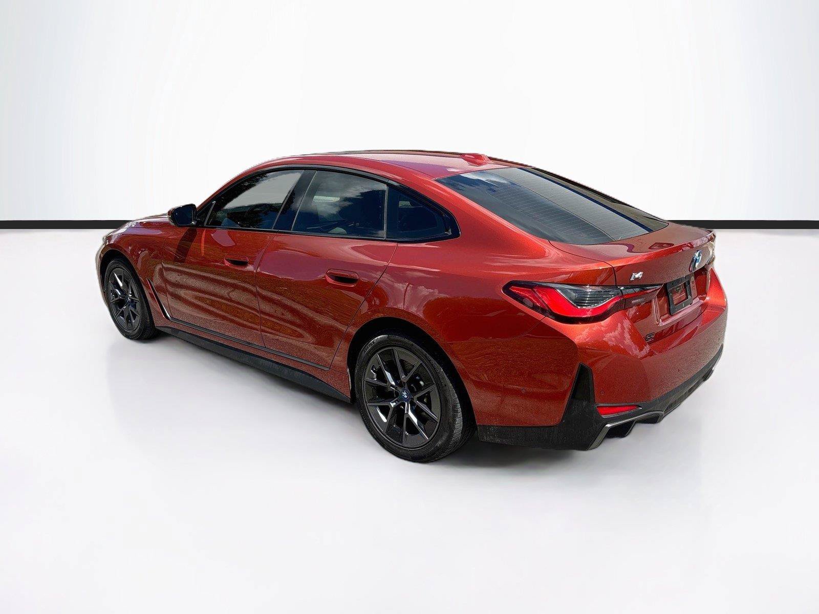 Used 2023 BMW i4 eDrive35 w/ Premium Package RWD image 6