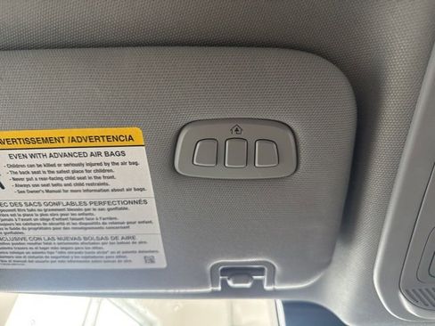 Used 2023 Ford Explorer Limited w/ Limited Technology Package image 31