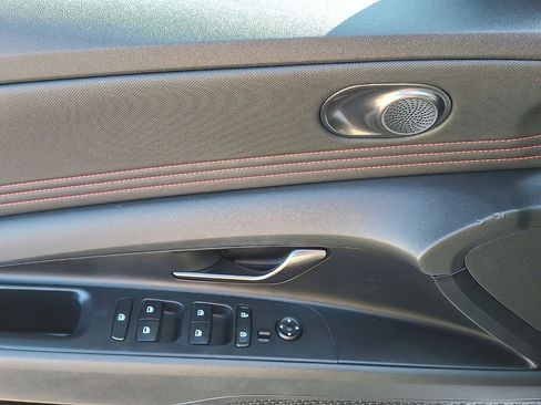 Used 2023 Hyundai Elantra N Line FWD image 10