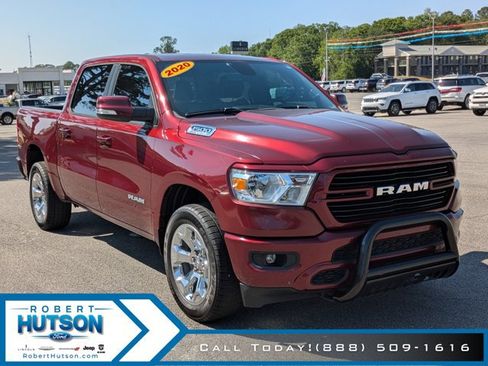 Used 2020 RAM 1500 Big Horn AWD/4WD image 4