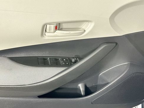 Used 2024 Toyota Corolla LE FWD image 22