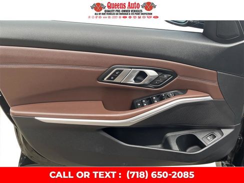 Used 2019 BMW 330i xDrive Sedan w/ Premium Package AWD/4WD image 24