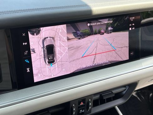 Certified 2024 Porsche Cayenne S AWD/4WD image 29