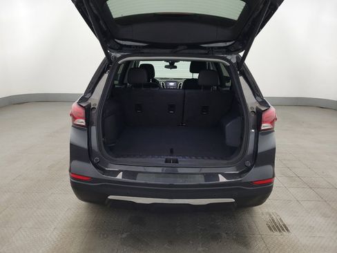 Used 2023 Chevrolet Equinox LT AWD/4WD image 29