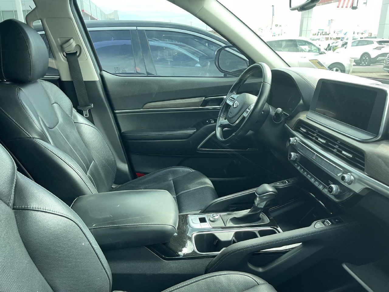 Used 2020 Kia Telluride EX w/ EX Premium Package FWD image 9