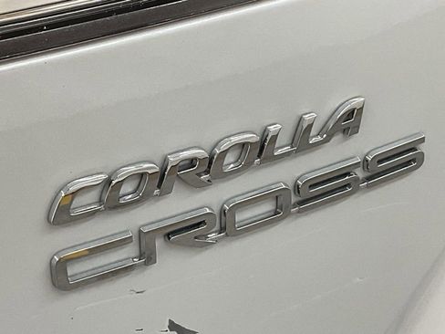 Used 2025 Toyota Corolla Cross L FWD image 22
