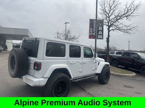 Used 2021 Jeep Wrangler Unlimited Sahara image 6