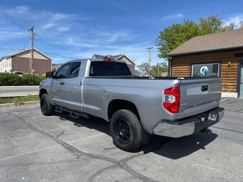 Used 2020 Toyota Tundra SR5 w/ SR5 Upgrade Package AWD/4WD image 7