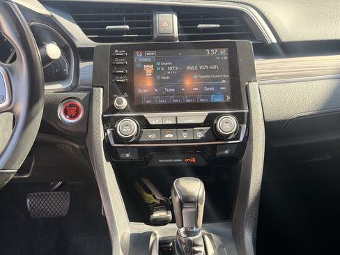 Used 2019 Honda Civic EX image 18