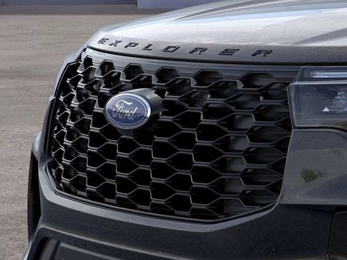 New 2026 Ford Explorer ST-Line AWD/4WD image 17