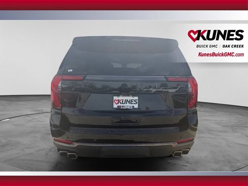 Used 2026 GMC Yukon AT4 Ultimate w/ LPO, Floor Liner Package AWD/4WD image 6
