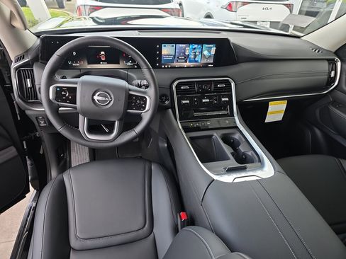 New 2026 Nissan Armada SV image 5