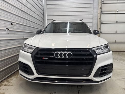Used 2020 Audi SQ5 Premium Plus w/ Premium Plus Package image 2