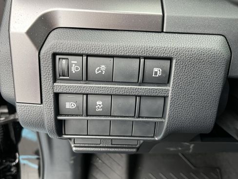 Used 2025 Toyota 4Runner SR5 image 16