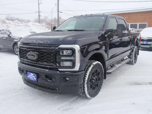 Certified 2025 Ford F350 Lariat w/ Lariat Ultimate Package image 11