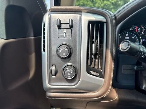 Used 2017 GMC Sierra 1500 SLT w/ SLT Premium Package AWD/4WD image 21