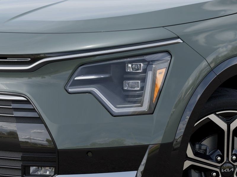 New 2026 Kia Niro SX Touring FWD image 11