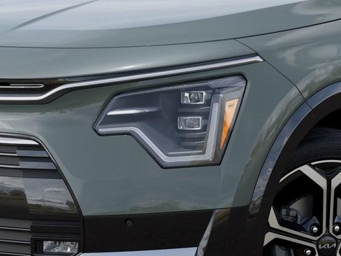 New 2026 Kia Niro FWD image 11