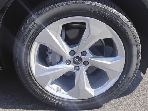 Certified 2023 Audi Q5 2.0T Premium Plus w/ Premium Plus Package image 12