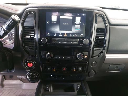 Used 2022 Nissan Titan PRO-4X w/ Pro-4x Convenience Package AWD/4WD image 19