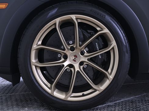 Used 2025 Porsche Cayenne Turbo GT image 11